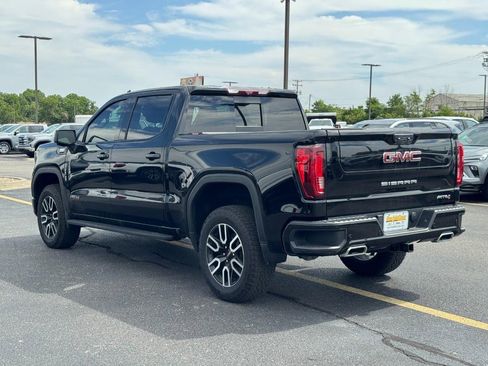 Used 2023 GMC Sierra 1500 AT4 w/ AT4 Premium Package AWD/4WD image 6