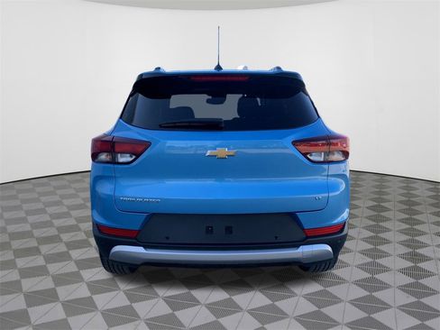 New 2025 Chevrolet TrailBlazer LT w/ Convenience Package image 9