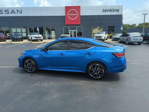 Certified 2024 Nissan Sentra SR w/ SR Premium Package FWD image 10