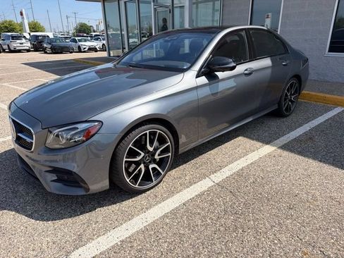Used 2020 Mercedes-Benz E 53 AMG 4MATIC Sedan image 4