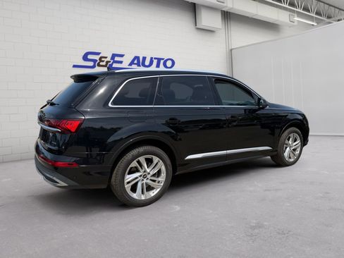 Used 2023 Audi Q7 3.0T Premium w/ Convenience Package AWD/4WD image 4