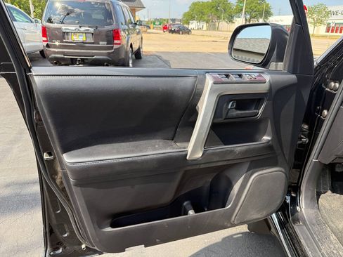 Used 2012 Toyota 4Runner Limited AWD/4WD image 42