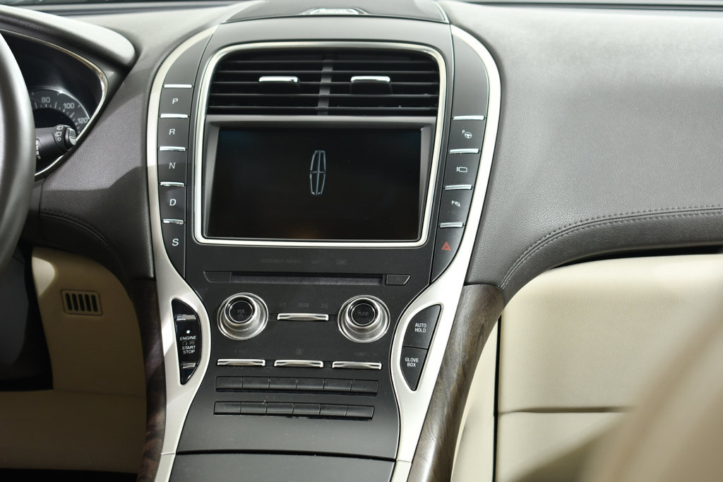 Used 2016 Lincoln MKX Reserve w/ Technology Package AWD/4WD image 9