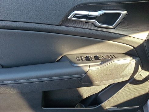 New 2026 Kia Sportage EX image 5