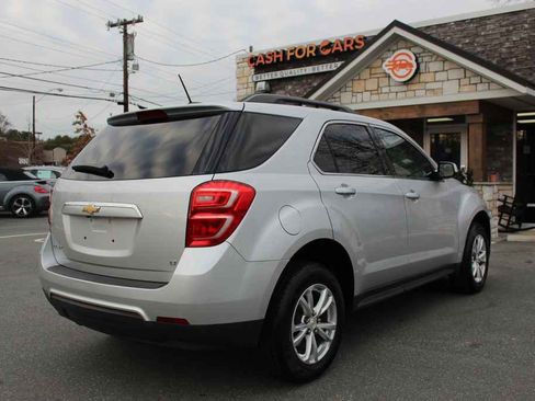 Used 2017 Chevrolet Equinox LT w/ Convenience Package image 5