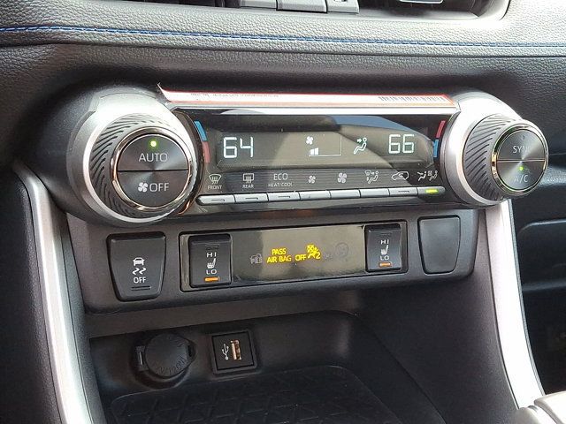 Used 2025 Toyota RAV4 XSE w/ Weather Package AWD/4WD image 17