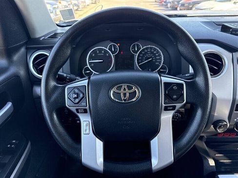 Used 2017 Toyota Tundra SR5 w/ SR5 Upgrade Package AWD/4WD image 22