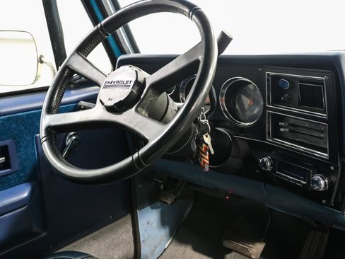 Used 1990 Chevrolet Blazer image 18