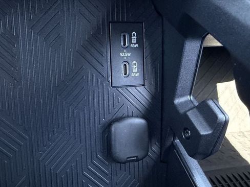 Used 2025 Toyota 4Runner SR5 RWD image 21