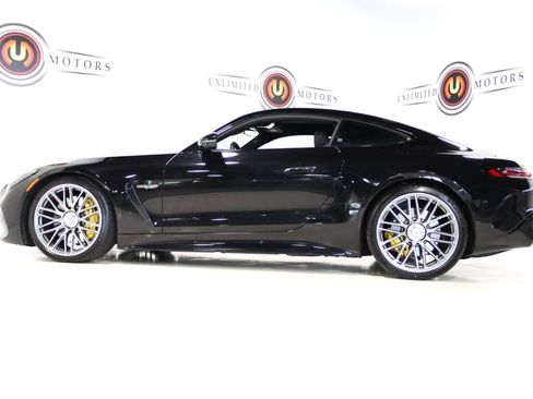 Used 2025 Mercedes-Benz AMG GT 63 image 27
