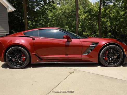 Used 2017 Chevrolet Corvette Z06 RWD image 9