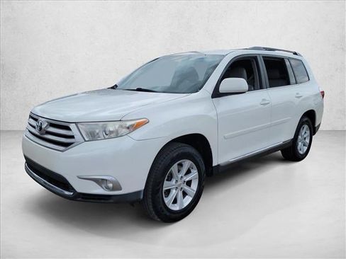 Used 2011 Toyota Highlander SE image 1