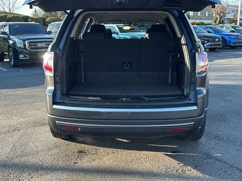 Used 2013 GMC Acadia SLE image 32