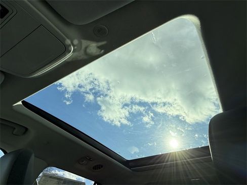 New 2026 Ford Explorer Active w/ Active Comfort Package image 15