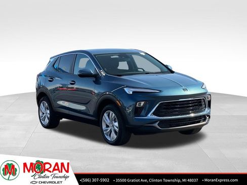 Certified 2024 Buick Encore GX Preferred AWD/4WD image 8