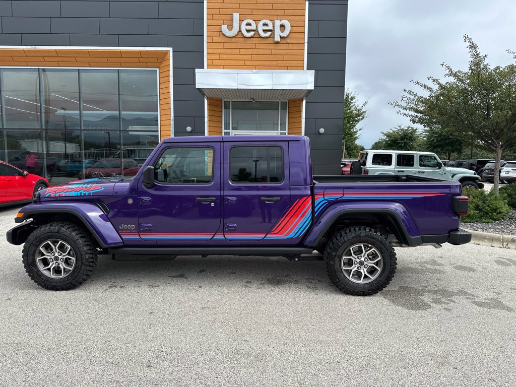 New 2026 Jeep Gladiator Sport AWD/4WD image 10