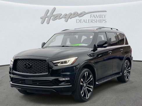 Used 2019 INFINITI QX80 Luxe w/ 22" Wheel Package image 2