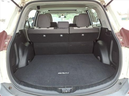 Used 2014 Toyota RAV4 XLE image 14