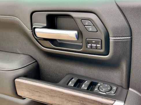 Used 2021 Chevrolet Silverado 1500 LTZ w/ LTZ Premium Package image 50