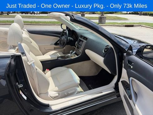 Used 2010 Lexus IS 350C RWD image 15