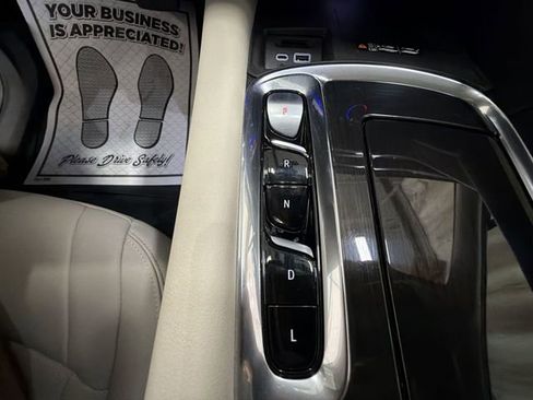 Certified 2023 Buick Enclave Essence image 20