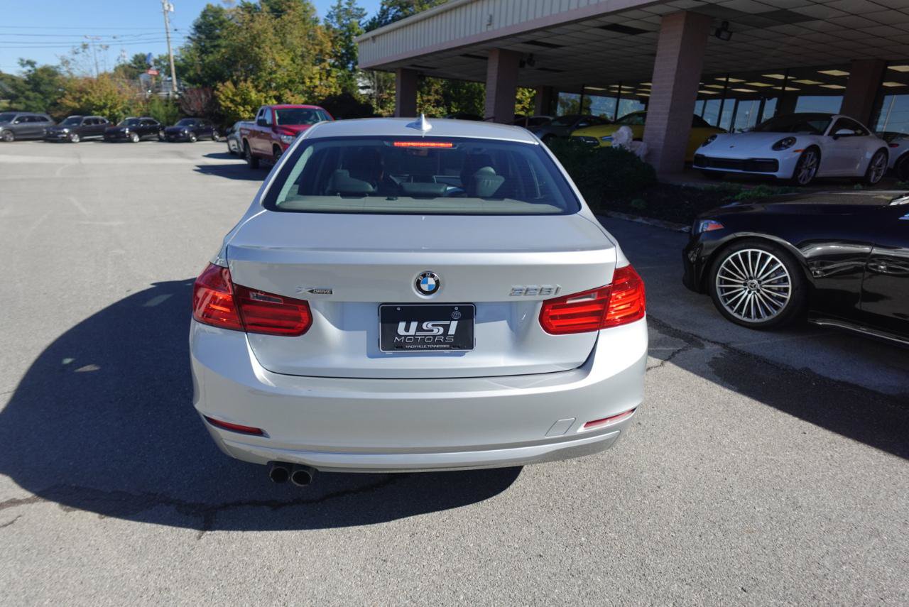 Used 2013 BMW 328i xDrive Sedan AWD/4WD image 3