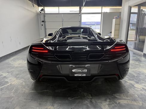Used 2016 McLaren 650S Spider RWD image 11