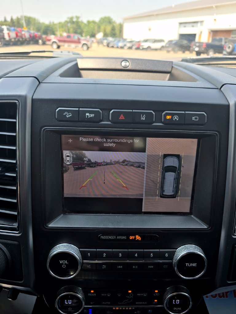Used 2019 Ford Expedition Max Platinum AWD/4WD image 29