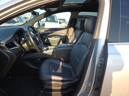 Used 2022 Buick Enclave Essence w/ Experience Buick Package AWD/4WD image 21