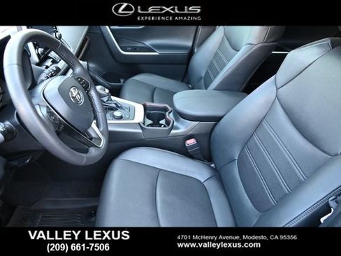 Used 2021 Toyota RAV4 Limited AWD/4WD image 14