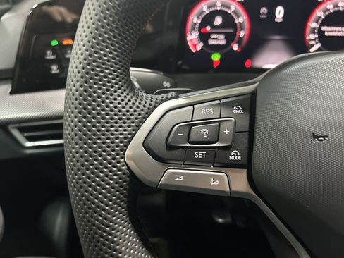 New 2025 Volkswagen GTI SE image 18