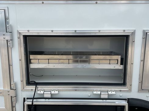 New 2025 Chevrolet Express 3500 w/ Power Convenience Package image 30