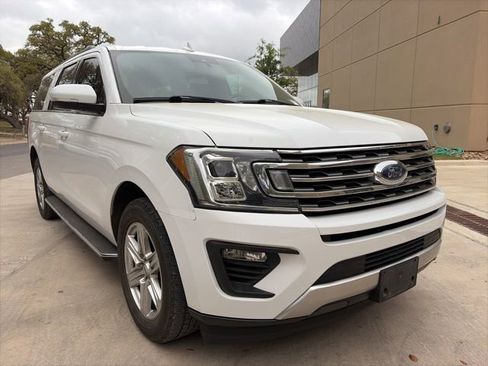 Used 2019 Ford Expedition Max XLT w/ Equipment Group 202A image 5