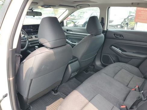 Certified 2023 Nissan Altima 2.5 SV w/ SV Premium Package AWD/4WD image 29