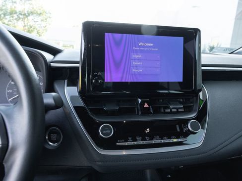 Certified 2025 Toyota Corolla SE image 16