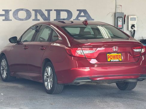 Used 2018 Honda Accord LX image 5