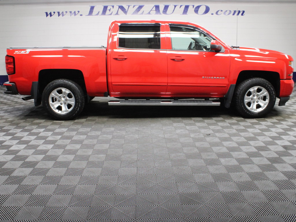 Used 2017 Chevrolet Silverado 1500 LT w/ All Star Edition AWD/4WD image 2