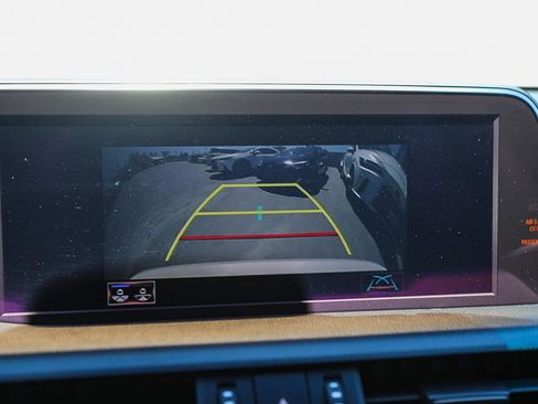 Used 2021 Lexus ES 350 w/ Premium Package FWD image 23