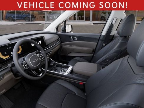 New 2026 Kia Carnival EX FWD image 17