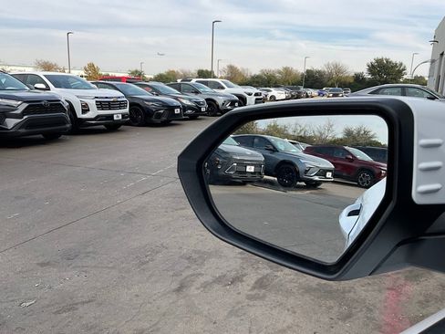 Used 2025 Hyundai Kona SEL image 19