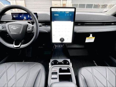 Used 2025 Ford Mustang Mach-E Select w/ Interior Protection Package image 15