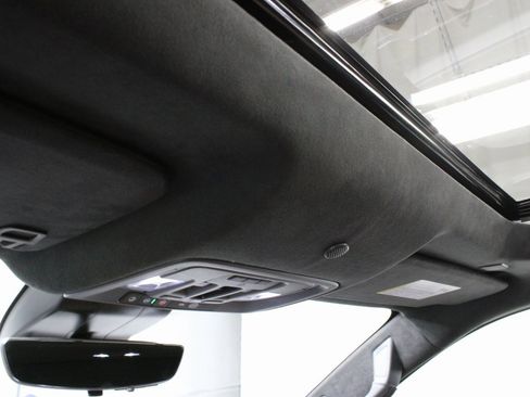 Used 2025 GMC Sierra 1500 Denali Ultimate image 29