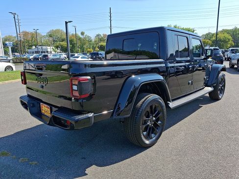 Certified 2021 Jeep Gladiator Overland image 6