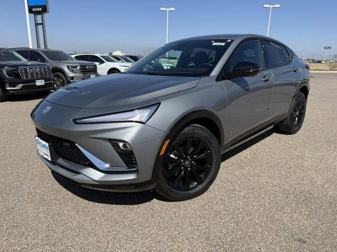 New 2026 Buick Envista Sport Touring image 3