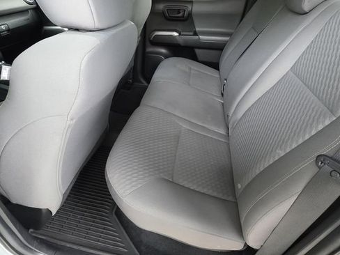 Certified 2022 Toyota Tacoma SR5 image 9