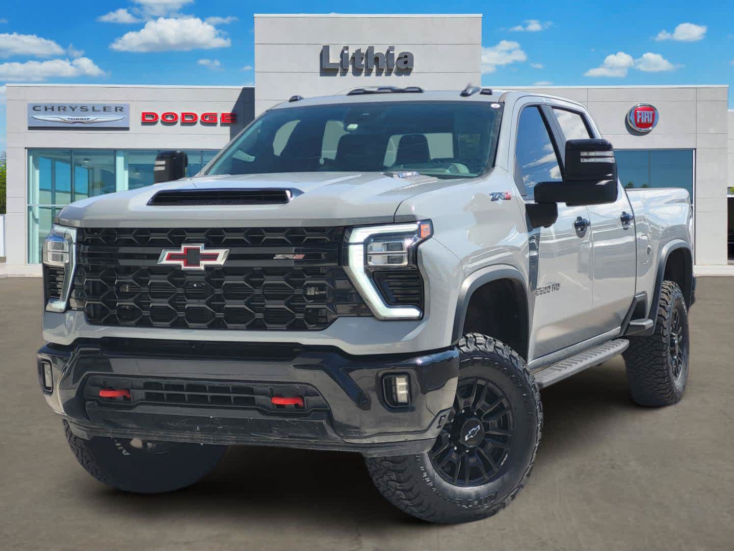 Used 2024 Chevrolet Silverado 2500 ZR2 w/ Technology Package AWD/4WD image 1
