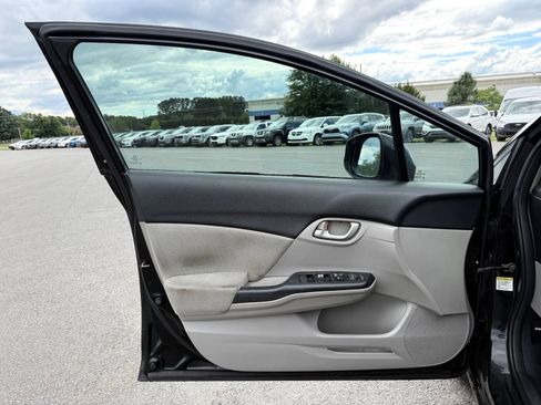 Used 2013 Honda Civic LX image 11