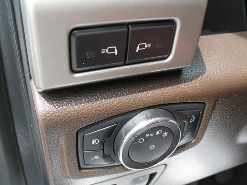 Used 2019 Ford F150 King Ranch w/ Equipment Group 601A Luxury AWD/4WD image 53