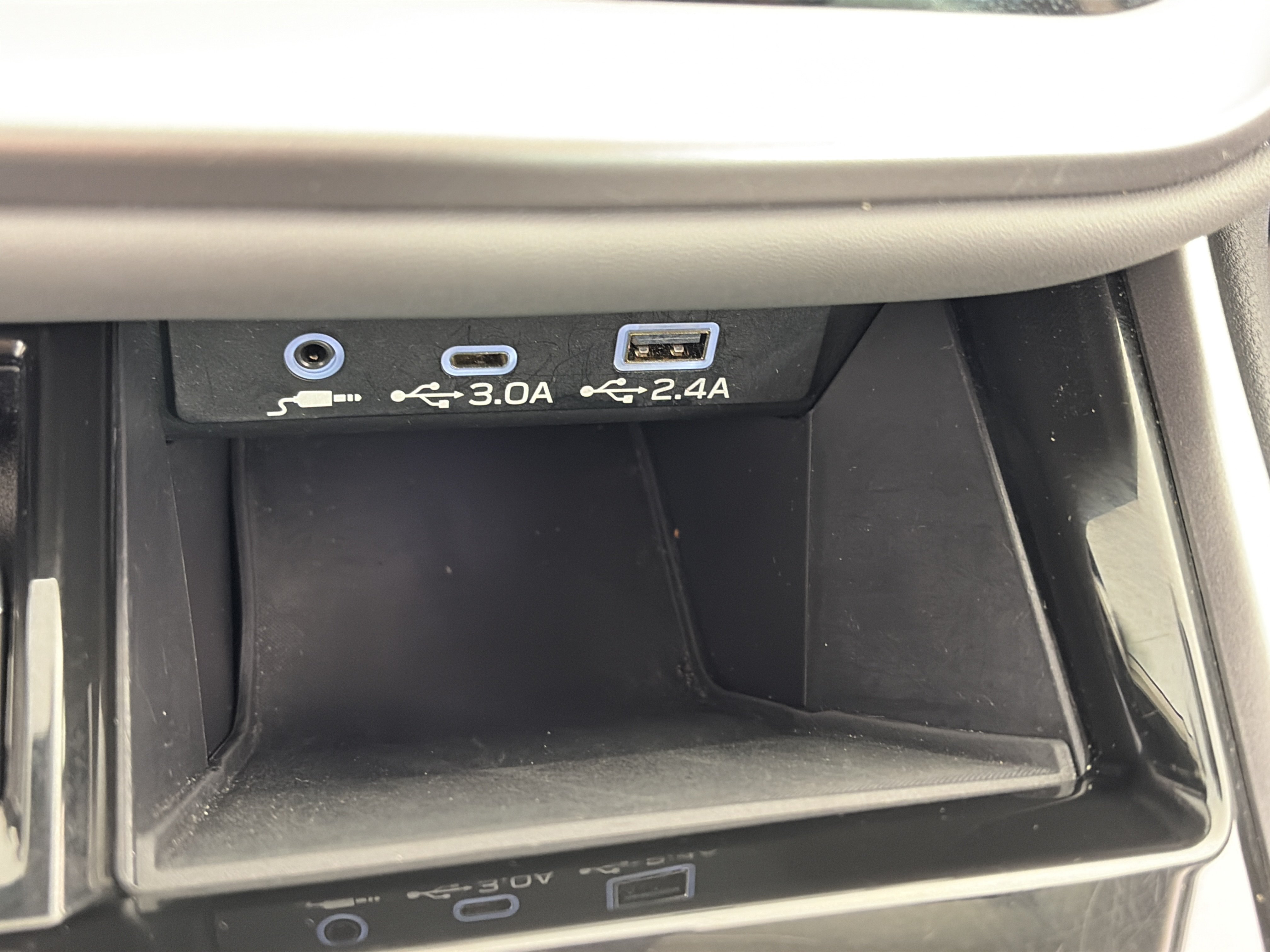 Certified 2025 Subaru Outback Premium AWD/4WD image 26
