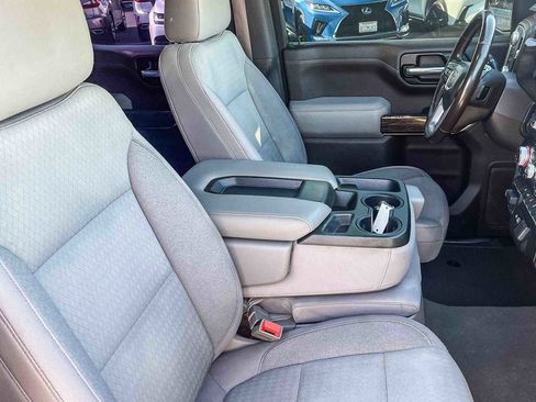 Used 2020 GMC Sierra 1500 Elevation w/ Elevation Value Package image 15